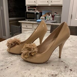 Saks Fifth Avenue Nude Patent Puff Pumps sz 9.5
